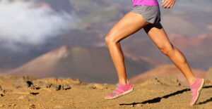 a woman runs through the pain in her knee
