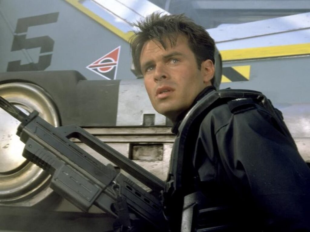 Patrick Muldoon in a scene in Starship Troopers. He died in 2026 at the age of 57.