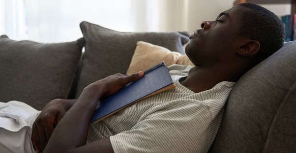 Couch surfing can be an easy and effective way to lower your travel budget.