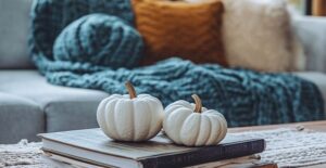 orange leaf wreath and chunky knit blanket