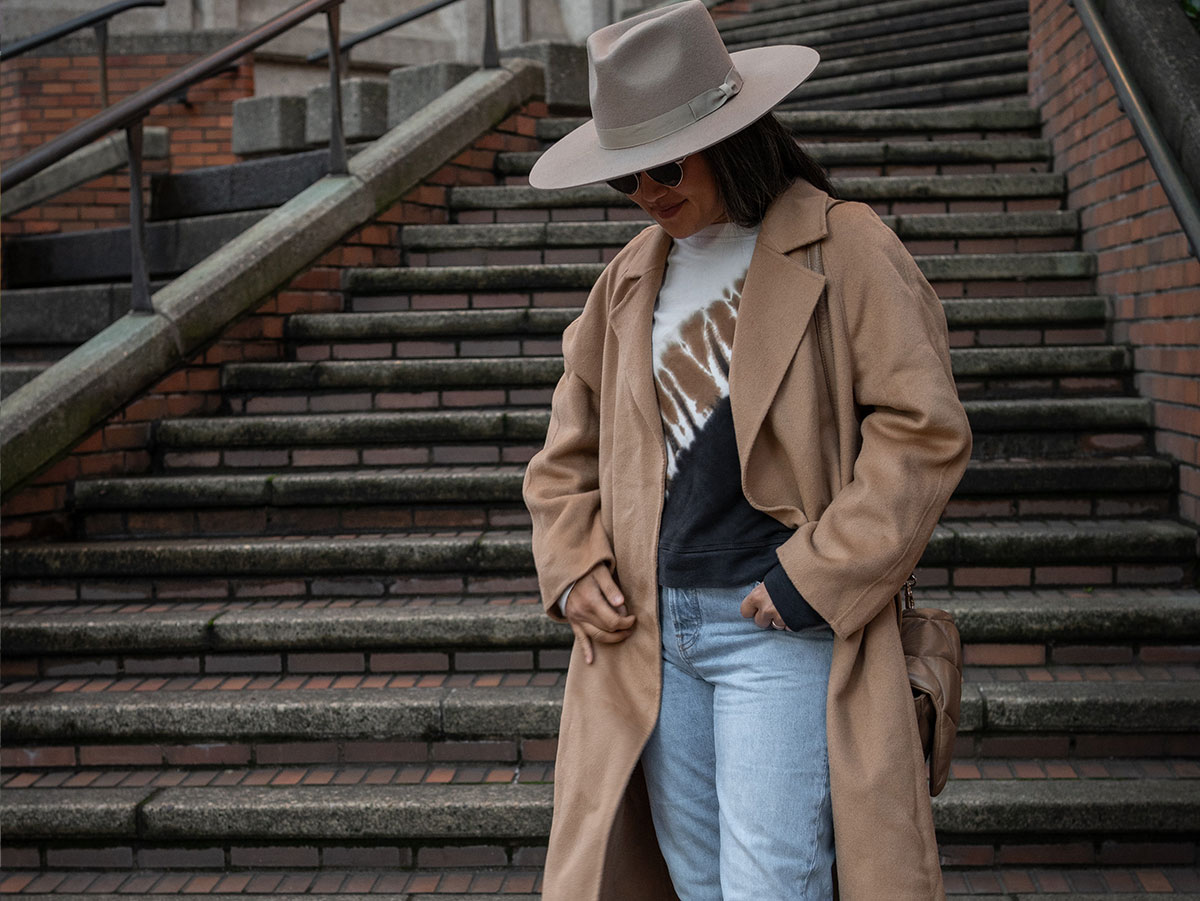 Use one color to run through the layers.