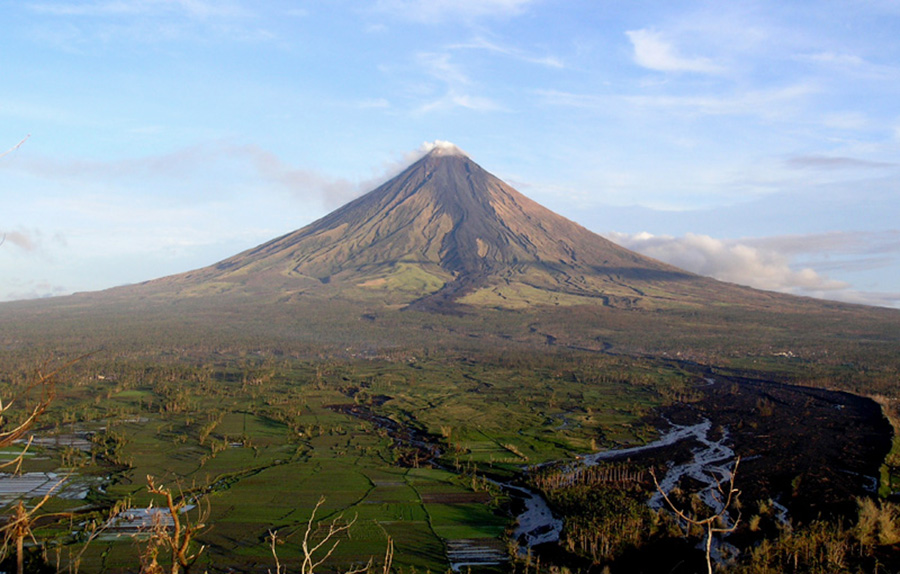 1. Mount Mayon