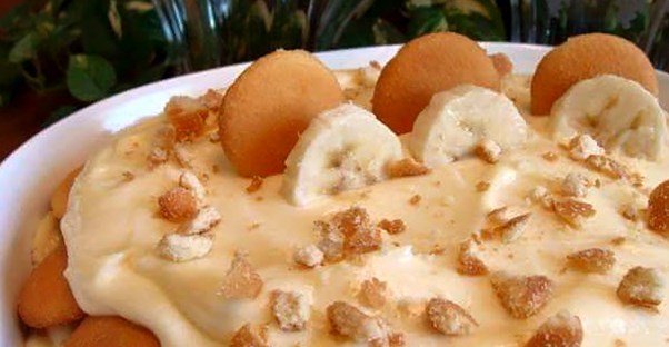 Banana pudding in a dish
