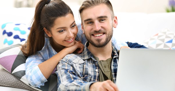 Couple filing their taxes using tax software