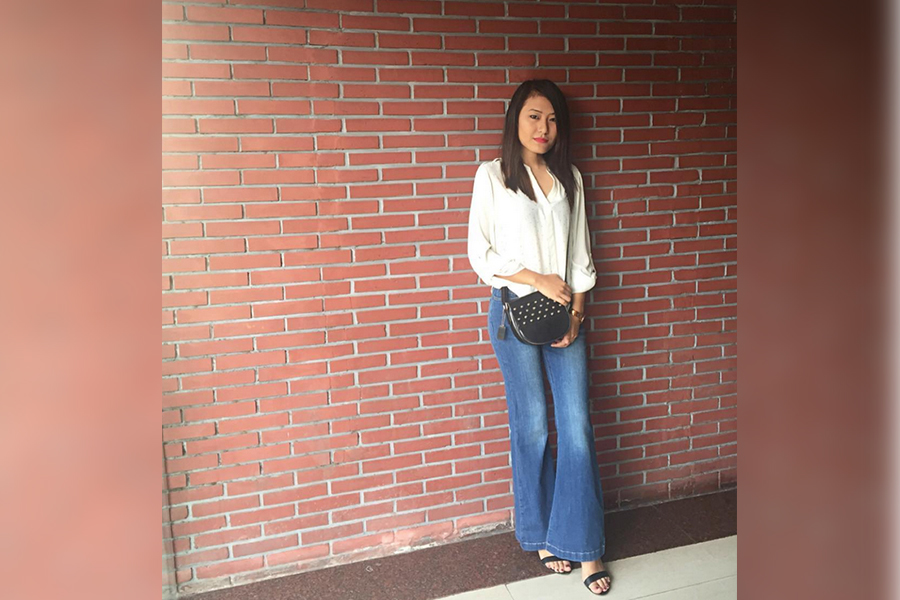 Flared Jeans