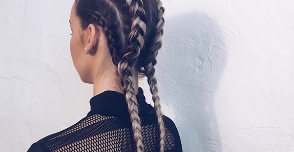 a popular women's hairstyle