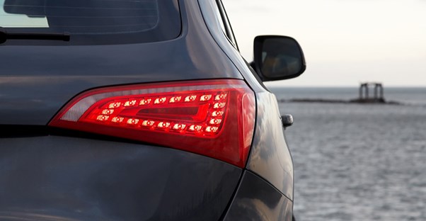 suv tail light