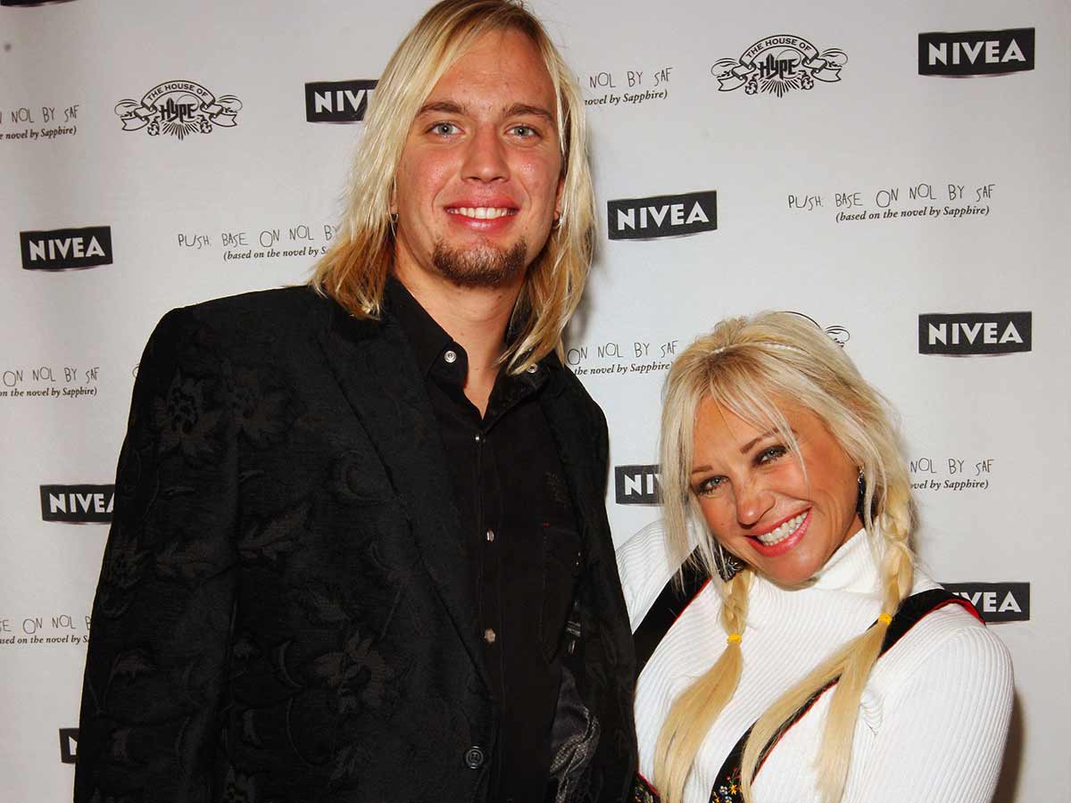 Linda Hogan
