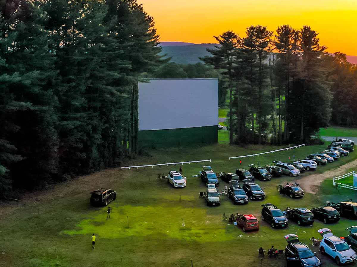 2. Hull's Drive-In