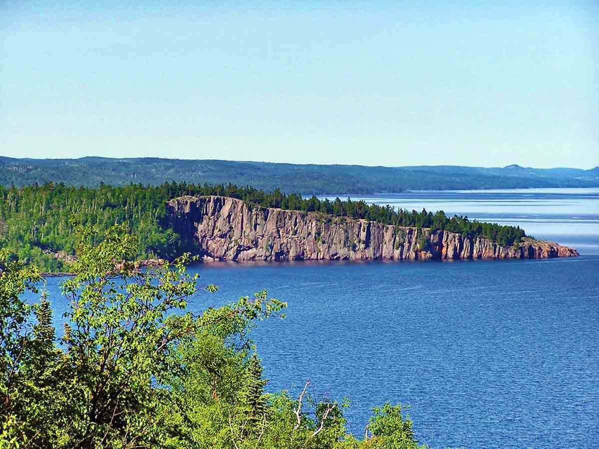 8. Minnesota North Shore Scenic Drive