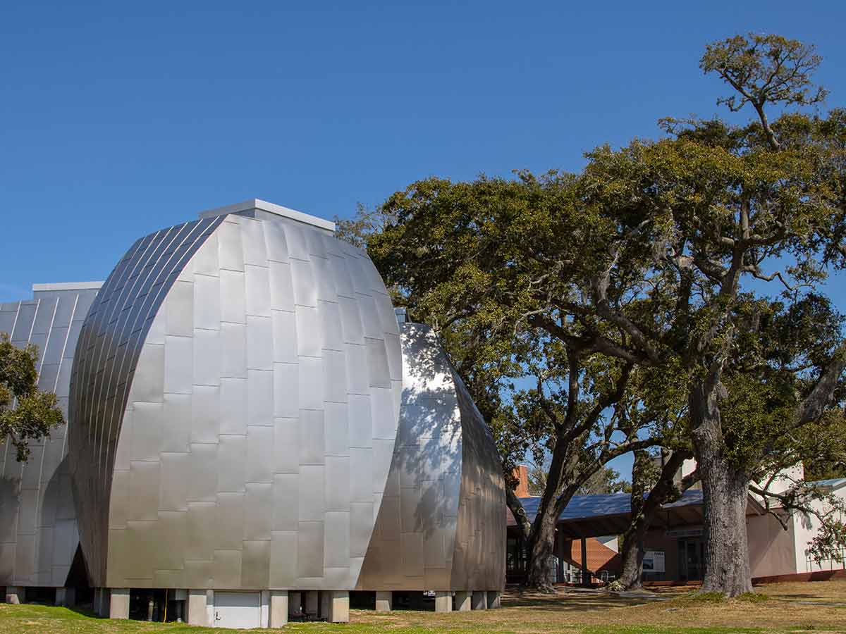 5. Ohr-O'Keefe Museum of Art