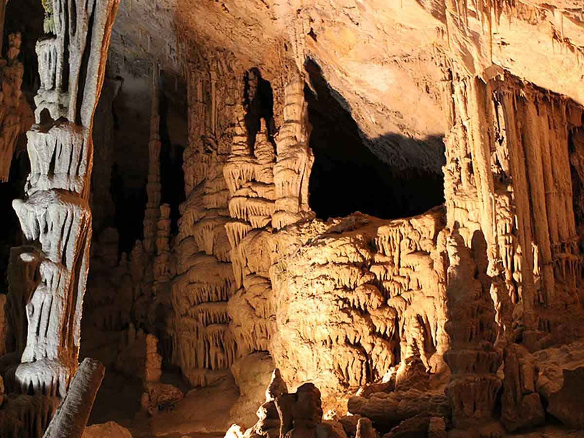 1. Lewis and Clark Caverns