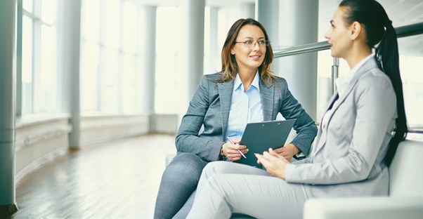 An employee with addiction speaks to her boss about getting help with EAP