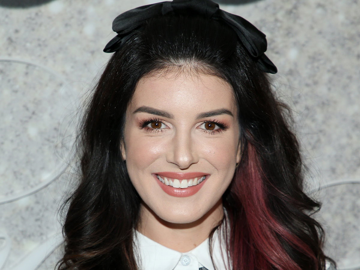 Shenae Grimes