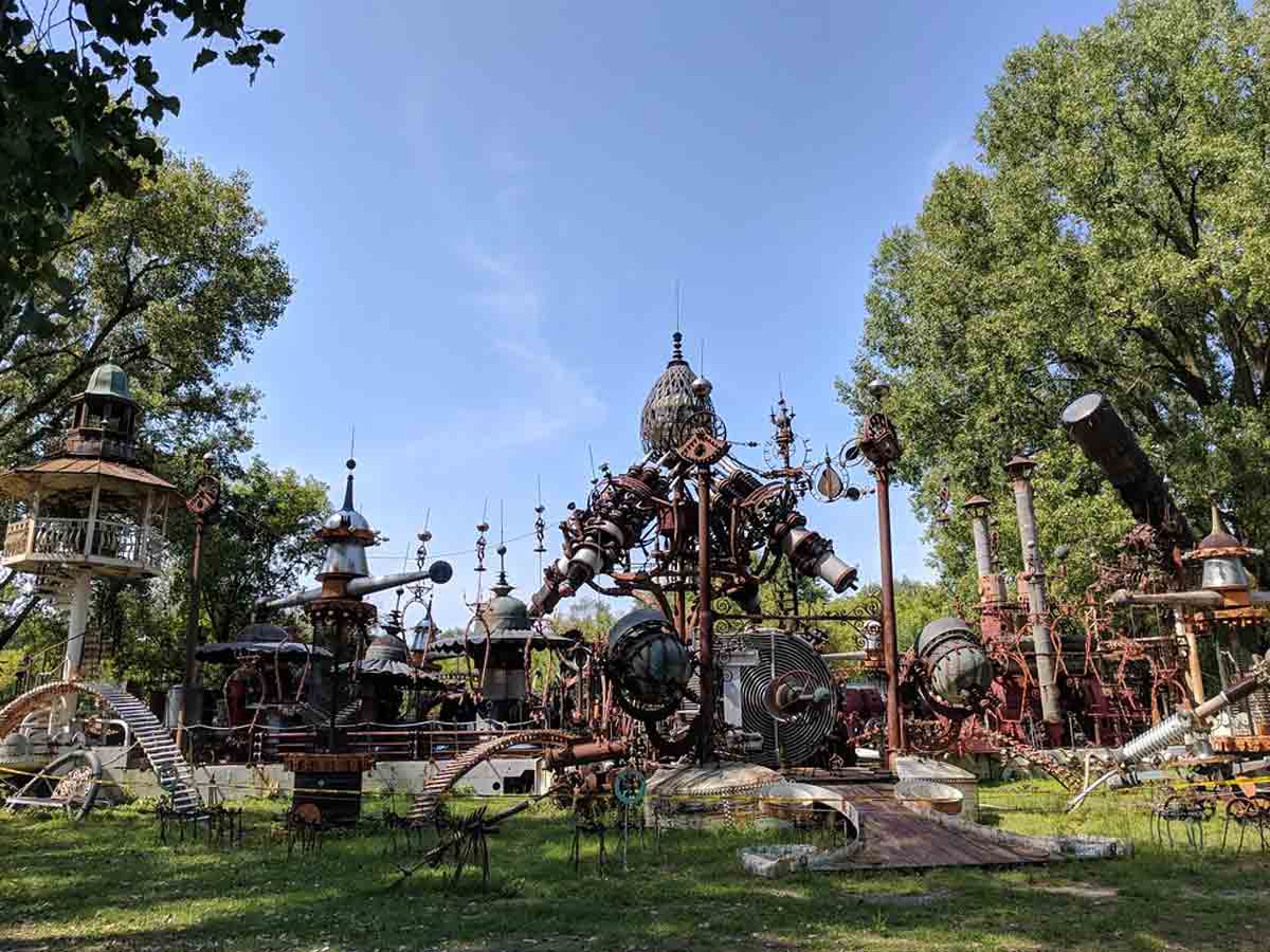 9. Dr. Evermor’s Forevertron