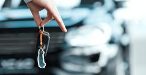 pros and cons leasing car