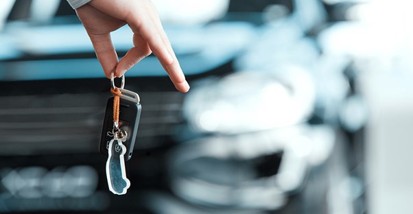 pros and cons leasing car
