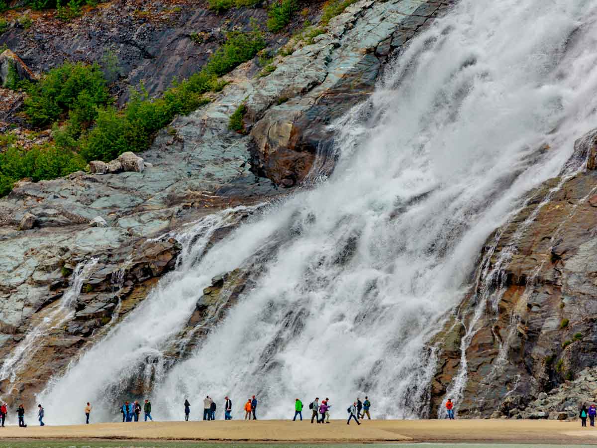 8. Nugget Falls