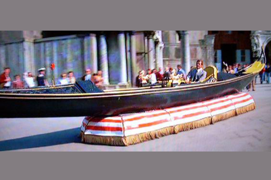 Gondola Hovercraft