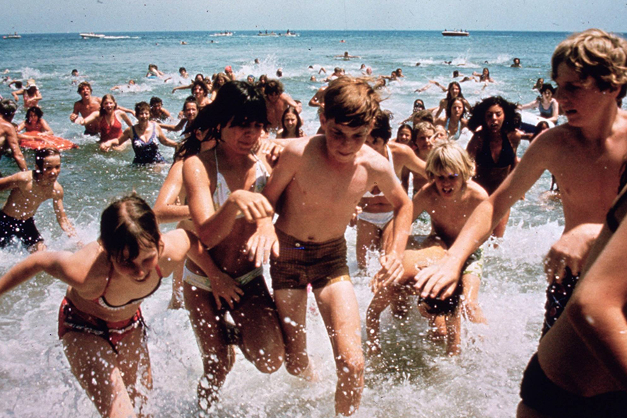 Jaws (1975)
