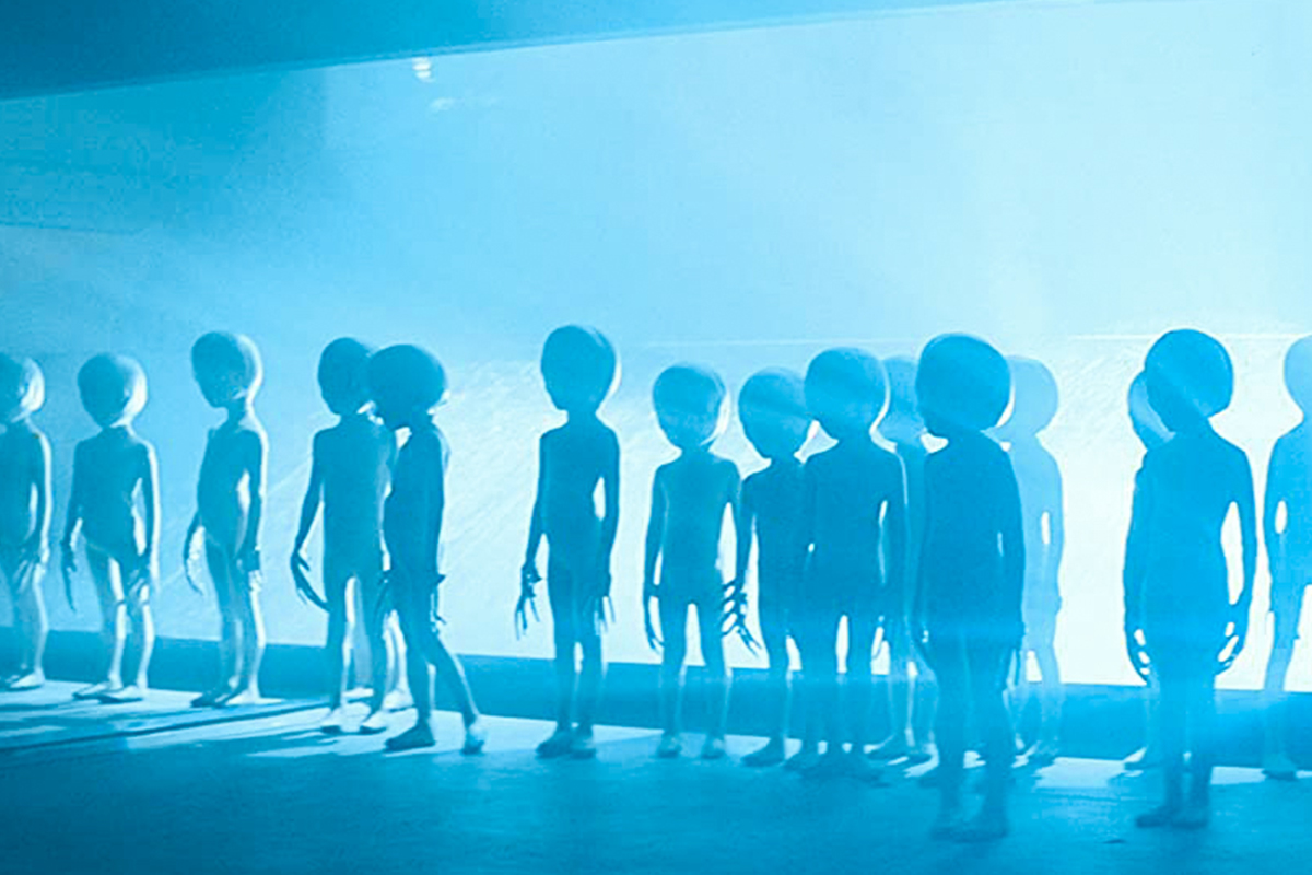 Close Encounters of the Third Kind (1977)