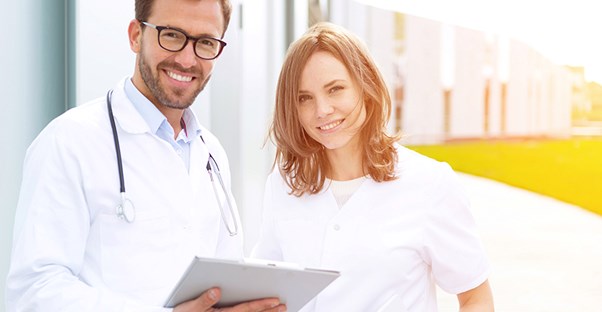 doctor and patient discussing a stye