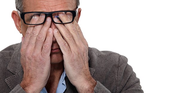 guy with itchy eyes