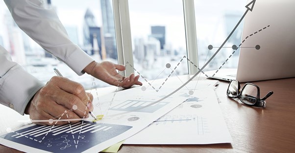 Charts and graphs. Lenders for installment loans.