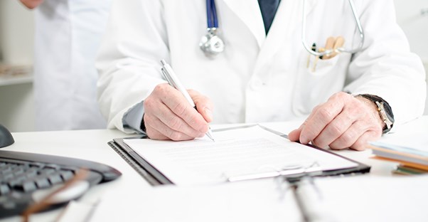 doctor writing. ALS vs MLS