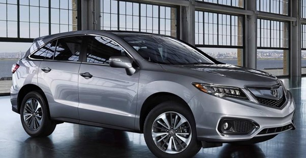 a 2018 silver acrua rdx