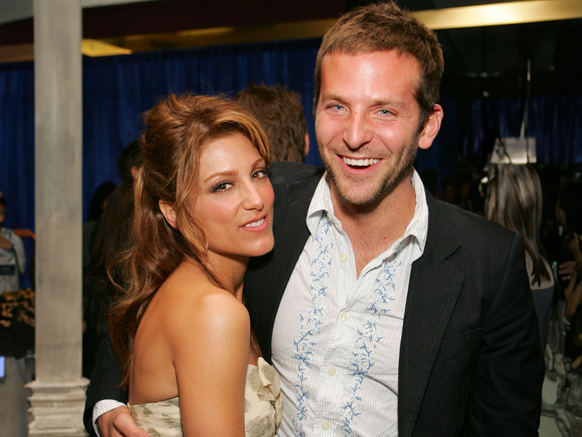 Bradley Cooper and Jennifer Esposito: 122 Days