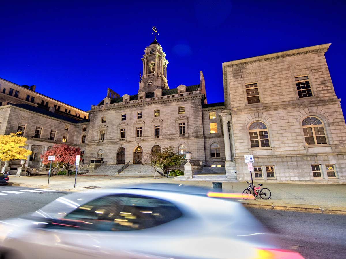 Portland, ME (pop. 66,937)