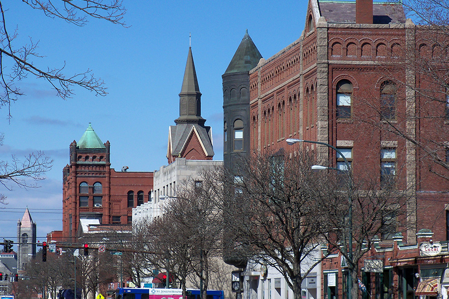 Nashua, NH (pop. 87,882)