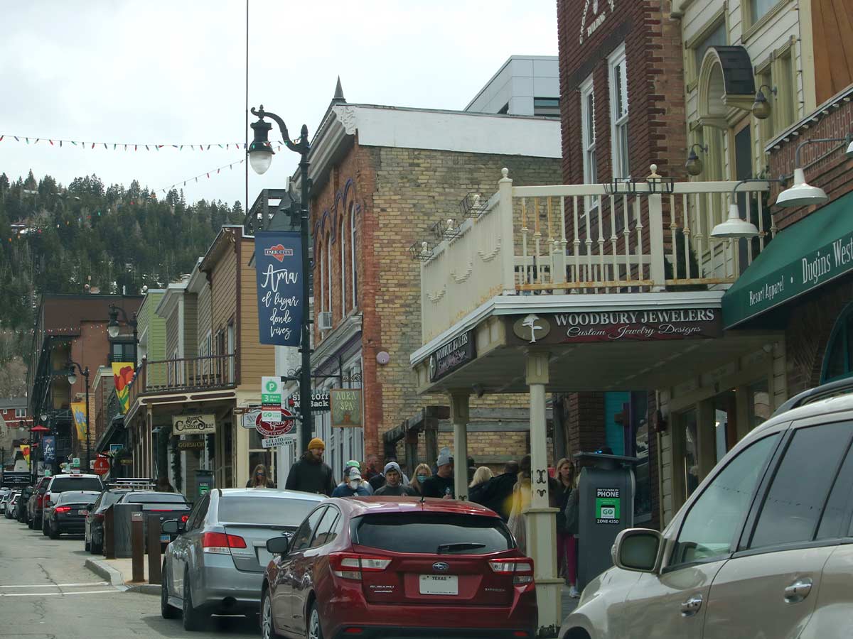 Park City, UT (pop. 8,299)
