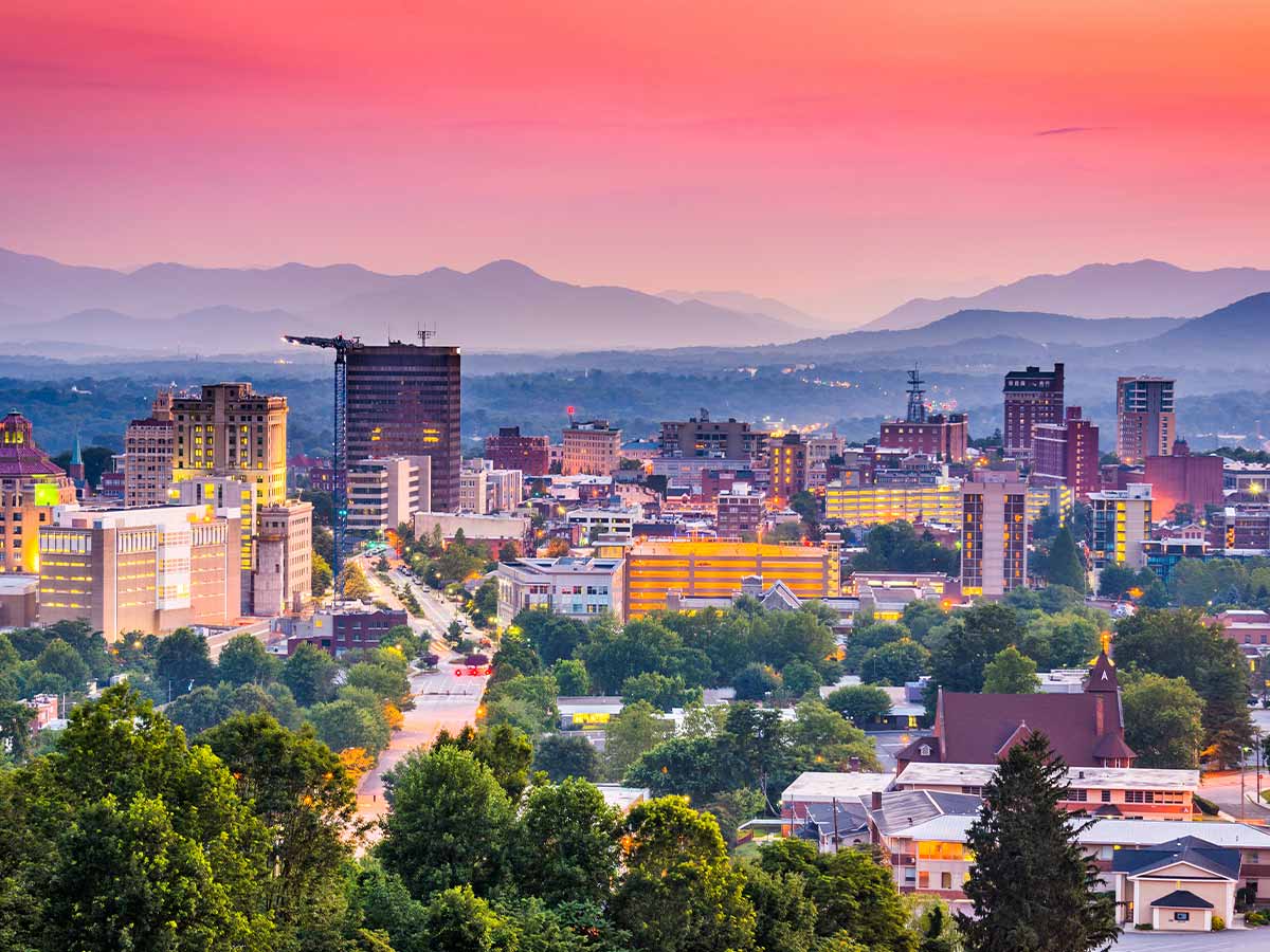 Asheville, NC (pop. 89,121)