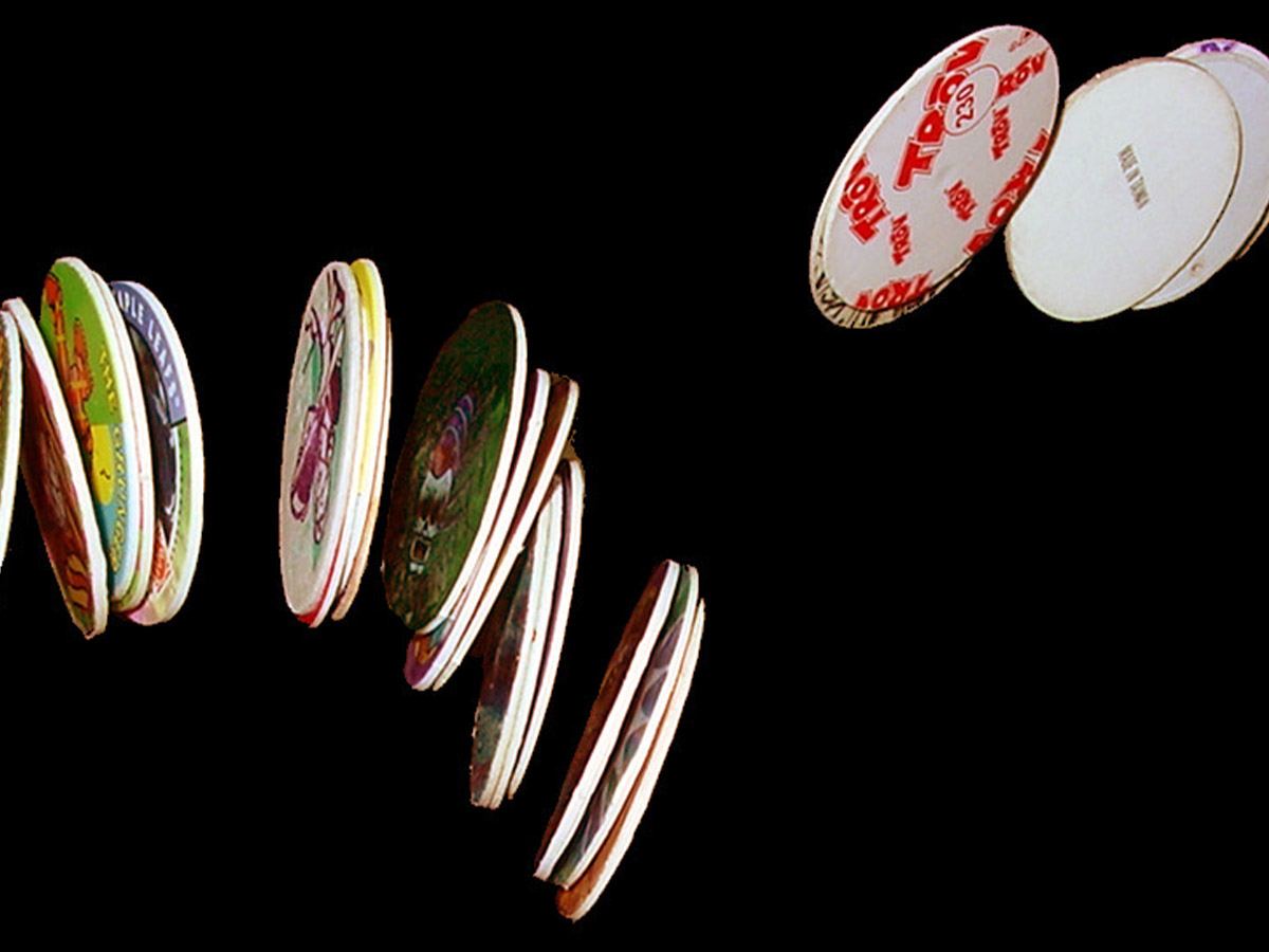Pogs (1995)