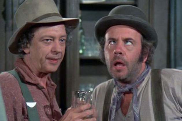 The Apple Dumpling Gang (1975)