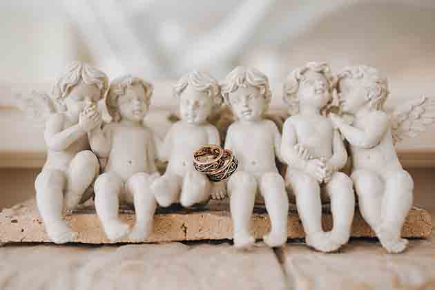Don’t: Have Too Many Knick-Knacks