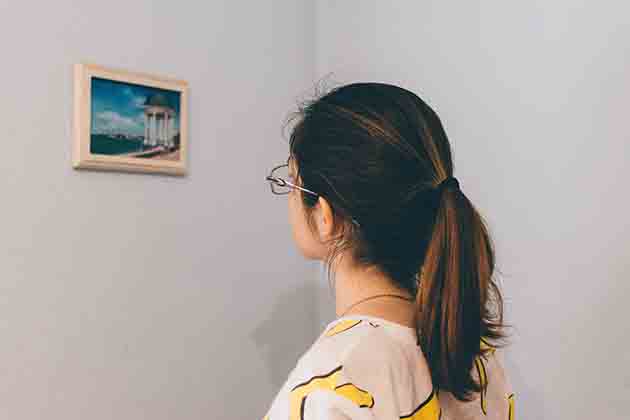 Don’t: Hang Artwork High
