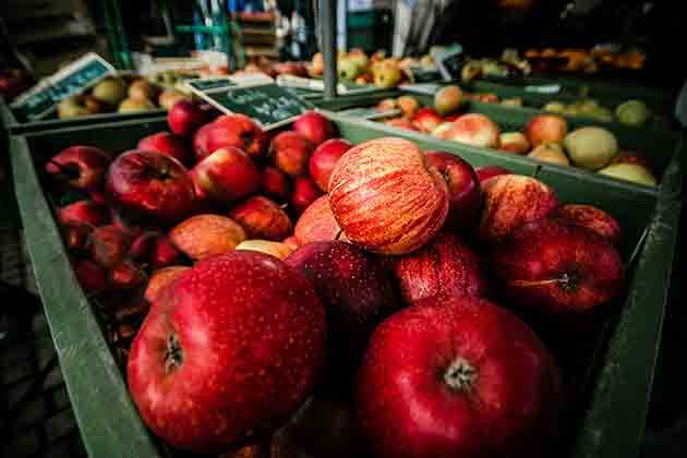 Apples