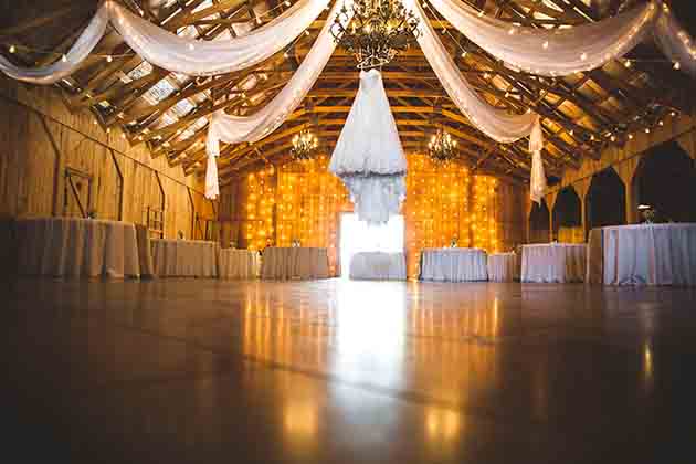 Barn Weddings