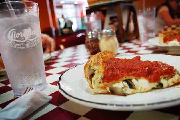 Chicago — Deep Dish Pizza