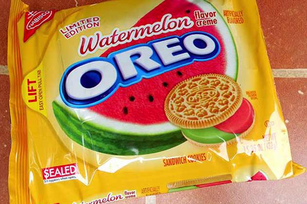 Watermelon Oreos
