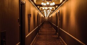 20 Haunted Hotels Still In Use