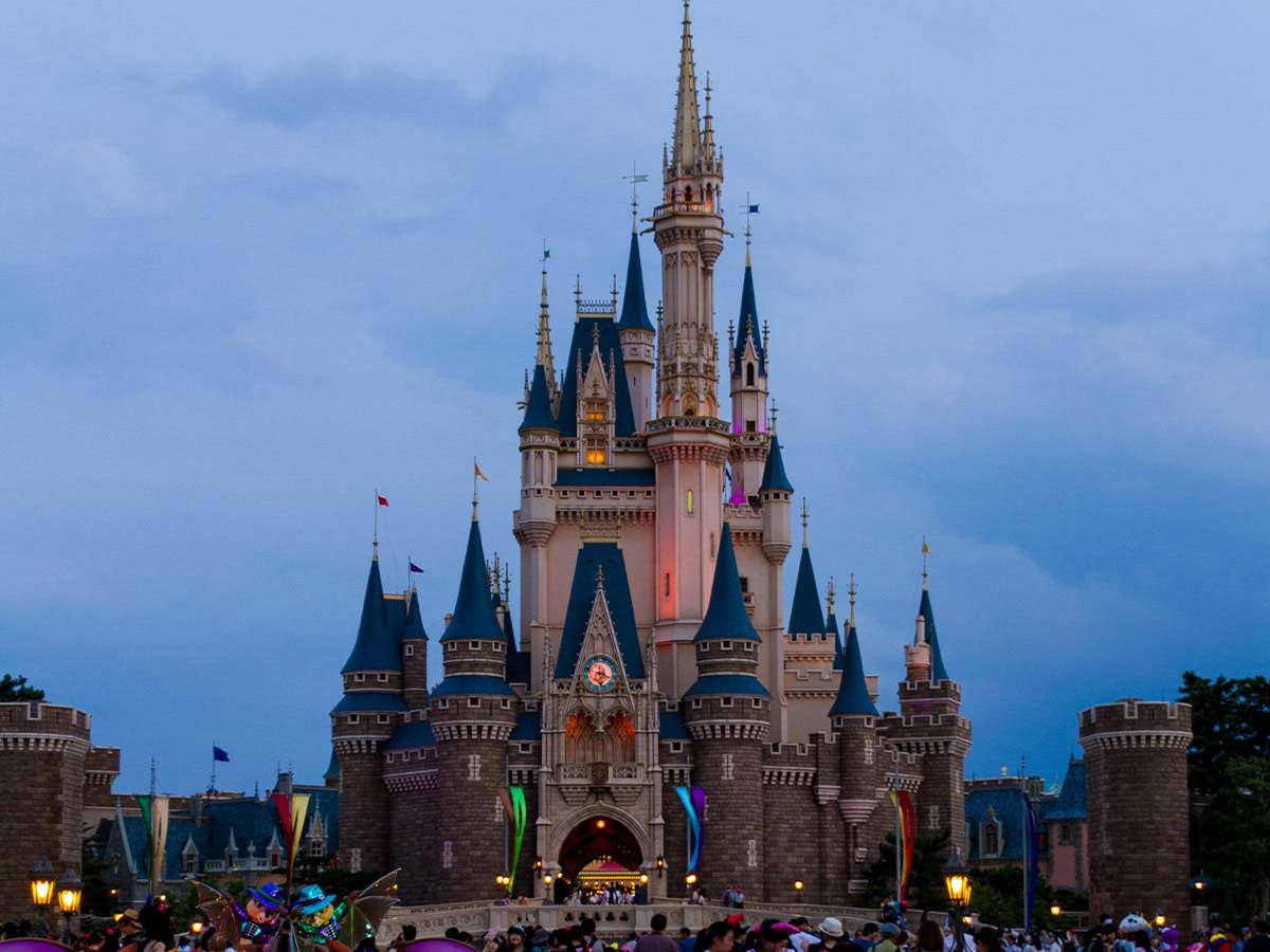 Disney Japan’s “Unbirthday” Tweet