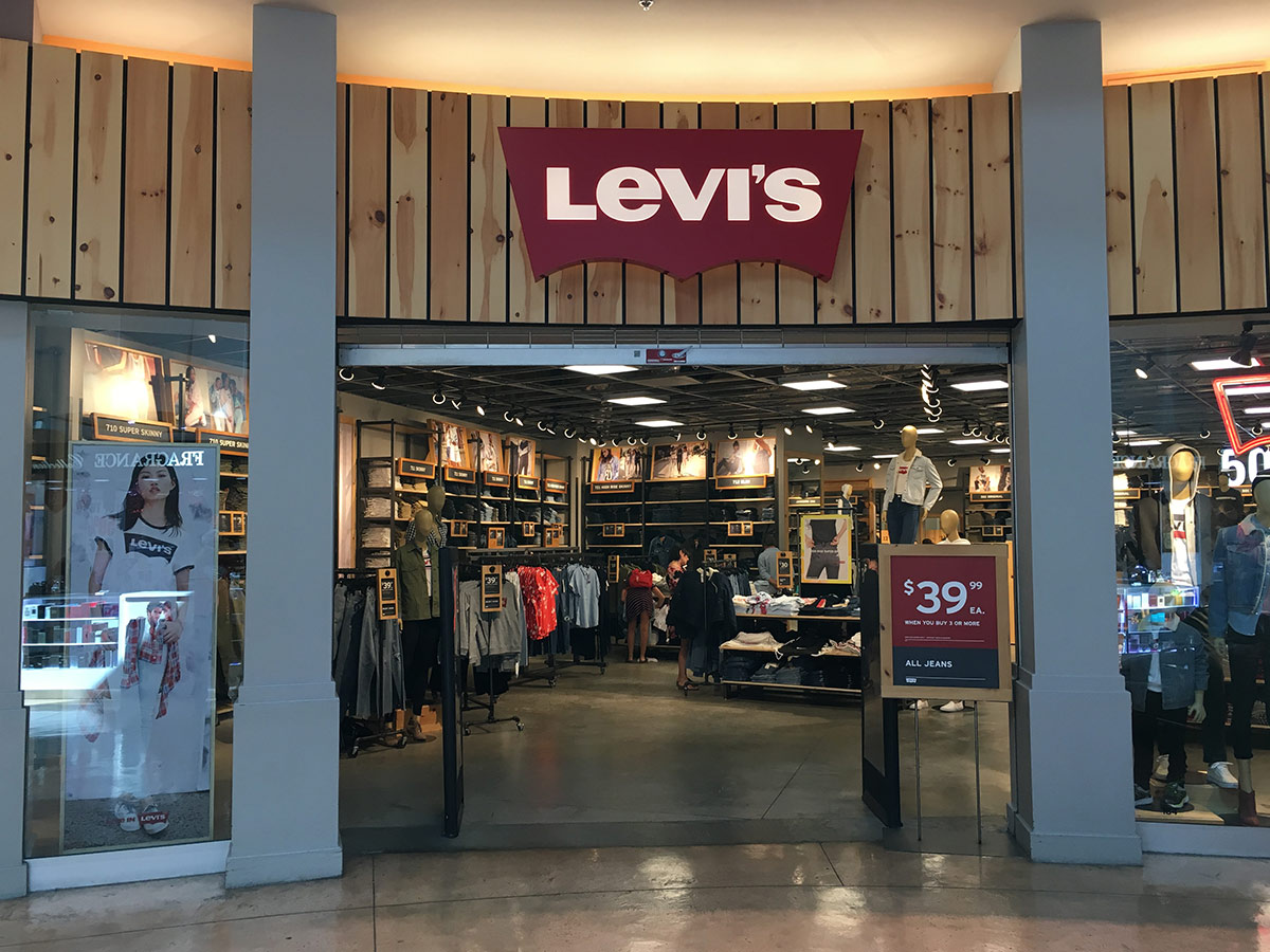 Levi’s “Hotness Comes in All Shapes and Sizes” Campaign