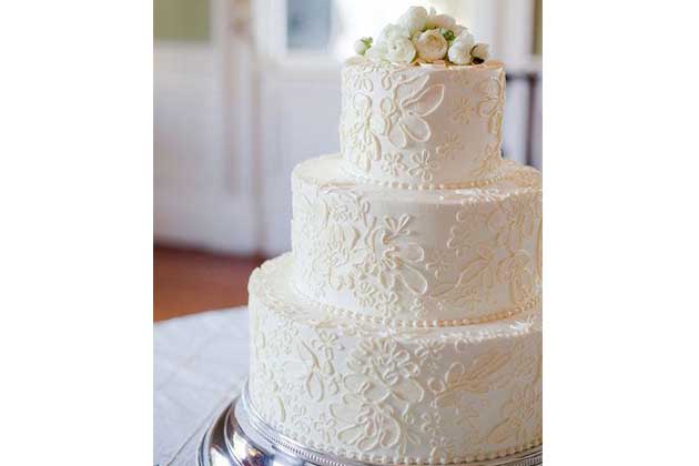 Lace Cakes