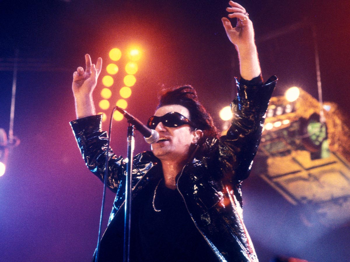 U2
