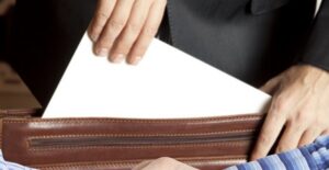 Plaintiff preparing to negotiate a structured settlement agreement