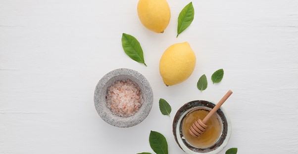 15 Natural Remedies for Acne